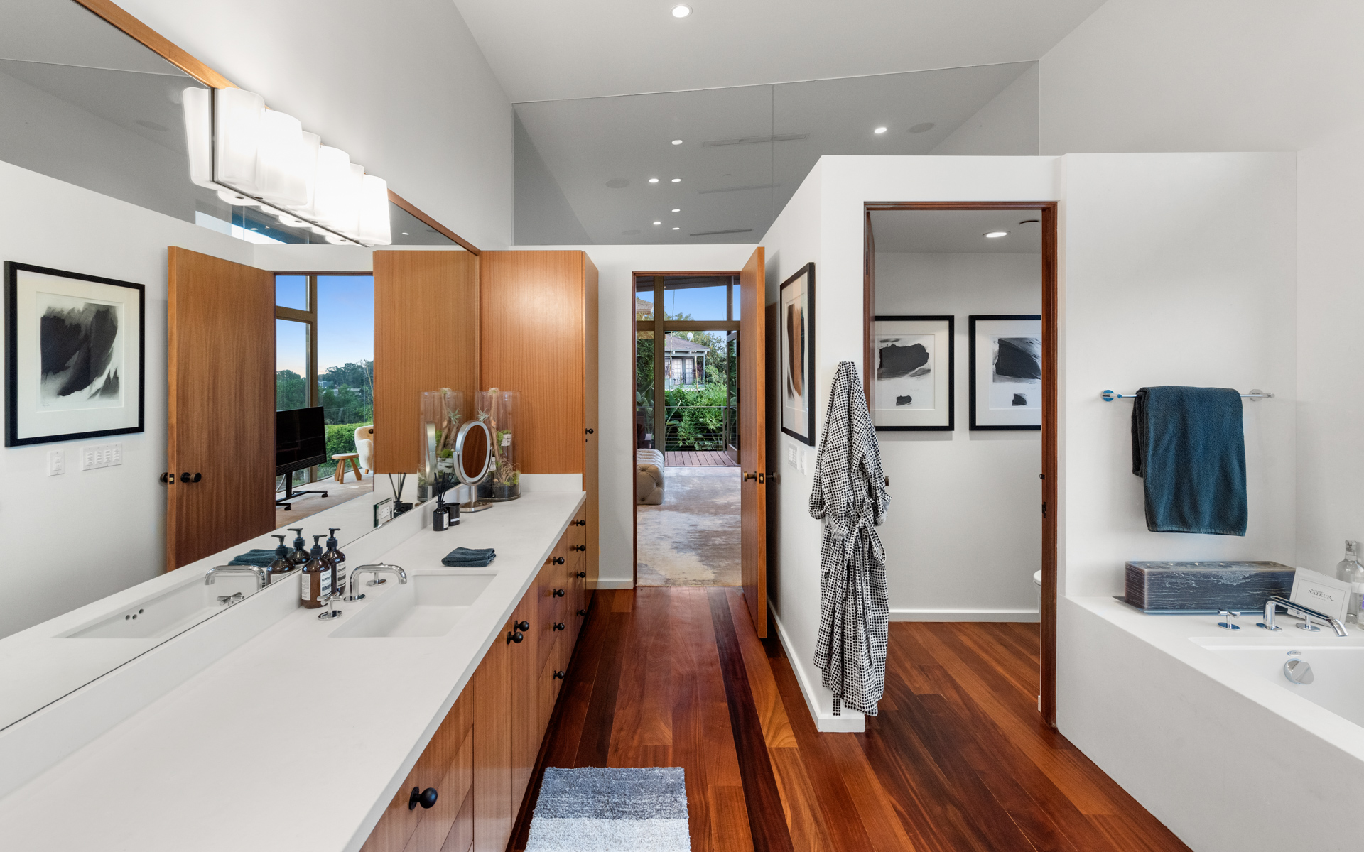 The Waynecrest — photo 18