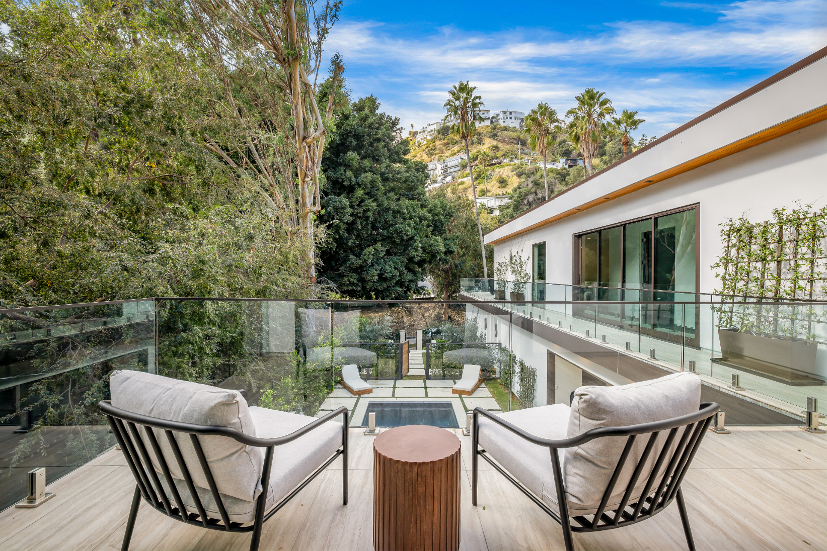 The Laurel Canyon — photo 5